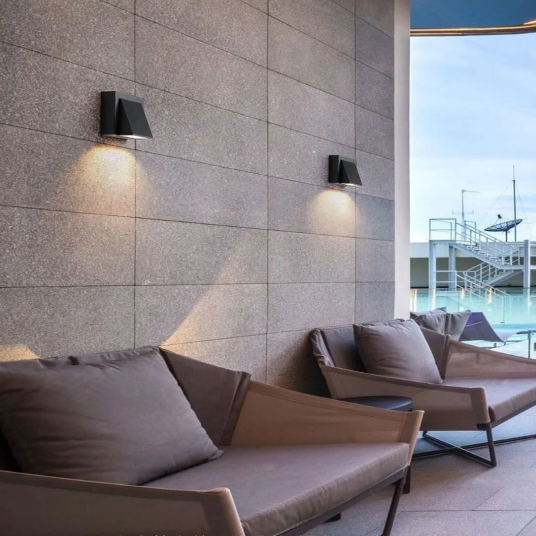 Đèn Tường Ngoài Trời VNT2220 10