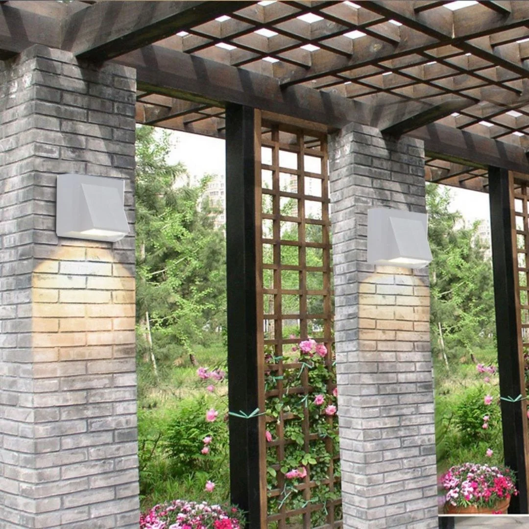 Đèn Tường Ngoài Trời VNT2220 9