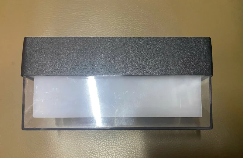 Ảnh cận Đèn Tường Ngoài Trời VNT2281T1