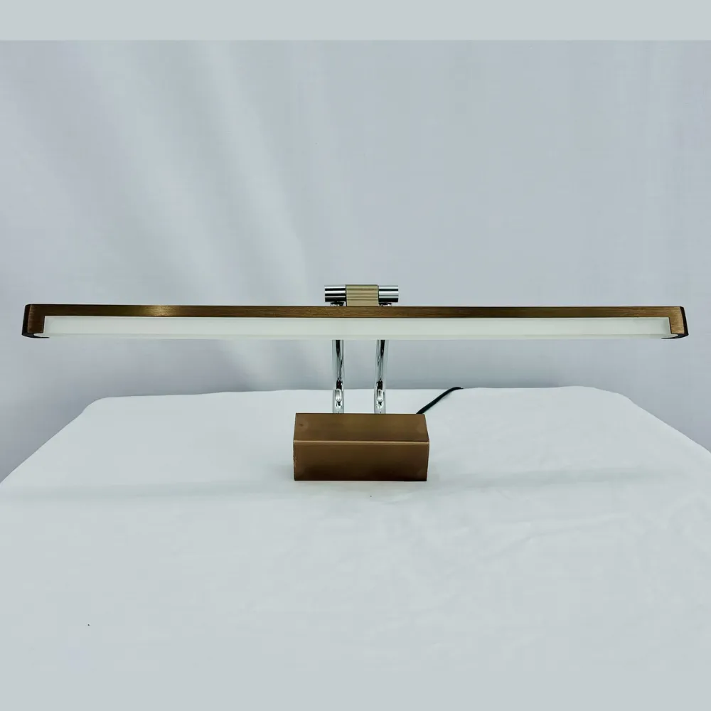 den-roi-tranh-rta118 (5) Đèn Rọi Tranh RTA118 kiểu dáng hiện đại, ánh sáng LED tiết kiệm điện, lý tưởng cho chiếu tranh và trang trí không gian sống