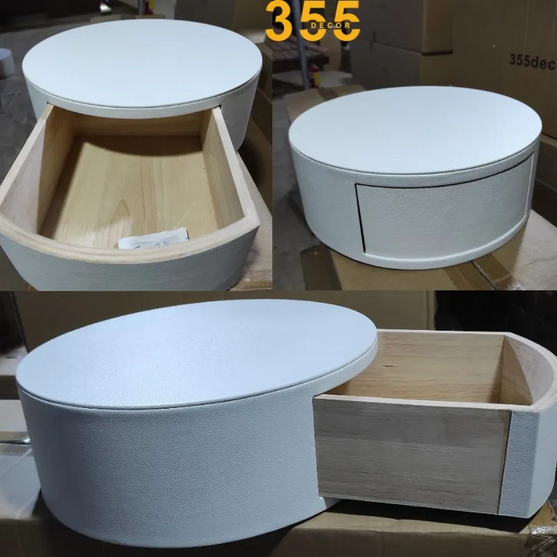 Ảnh cận cảnh hộc bàn gỗ