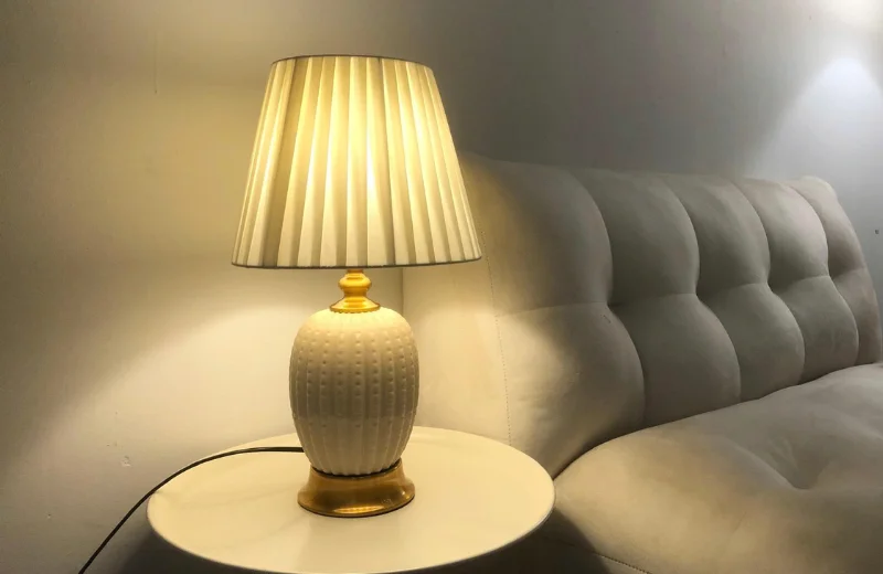Ảnh thật Đèn Bàn DB70TRANG