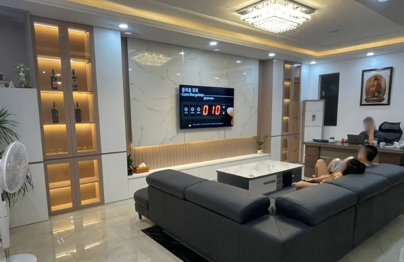 Ảnh thật Đèn Ốp Trần Pha Lê OTPL40403CN