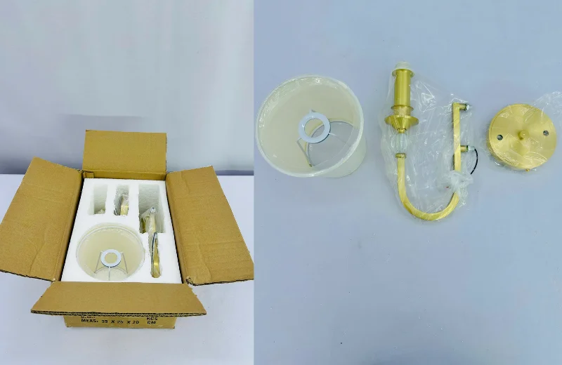 Ảnh cận đóng thùng Đèn Tường Đồng VDC03