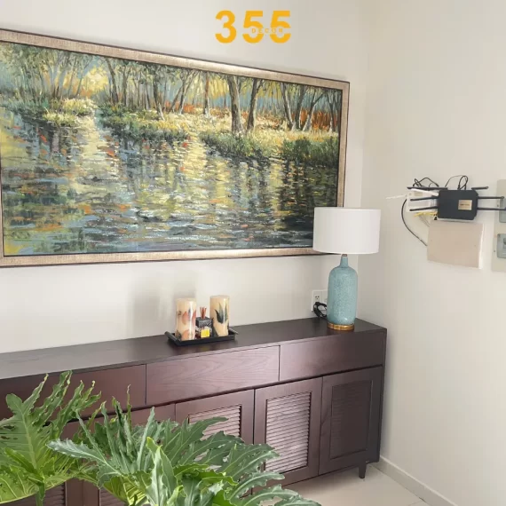 Đèn bàn DB102 - thiết kế đơn giản, hiện đại trang trí không gian sống thêm sang trọng.