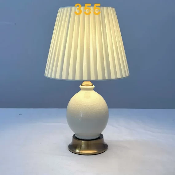 Đèn bàn DB96 - thiết kế hiện đại, màu sắc trung tính trang trí không gian sống sang trọng,