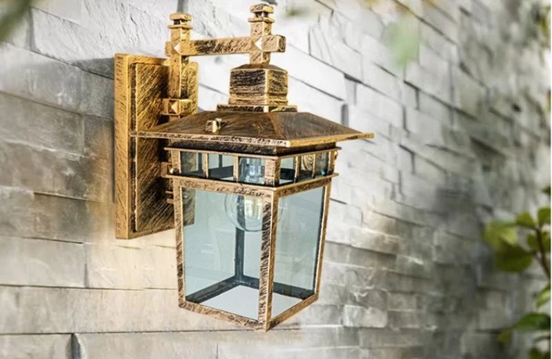 Đèn Tường VNT6613 mang phong cách cổ điển giả đồng nổi bật